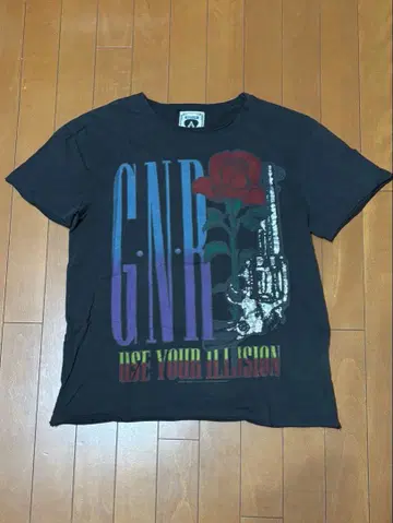건즈 앤 로지스 티셔츠 유즈 유어 일루전