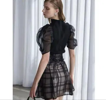 MERCURYDUO 시어 체크 백 레이스업 미니 치마바지