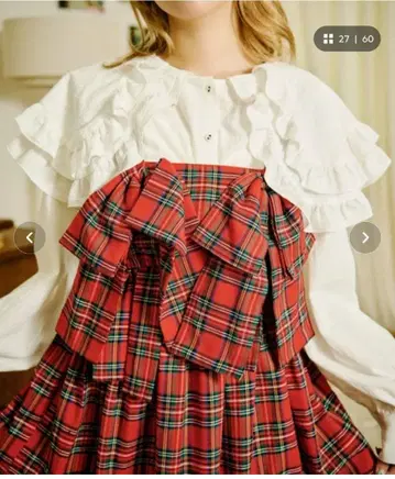 쿠틸과 레트로 더블 옷깃 프릴 모듬 블라우스 화이트