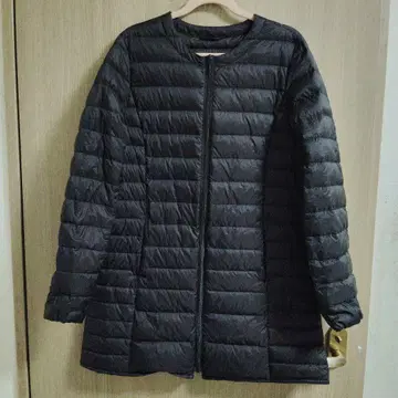 블랙 M 다운 자켓