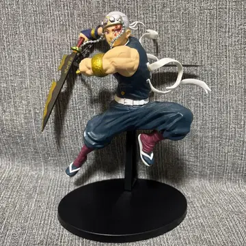 귀멸의 칼날 우즈이 텐겐 피규어