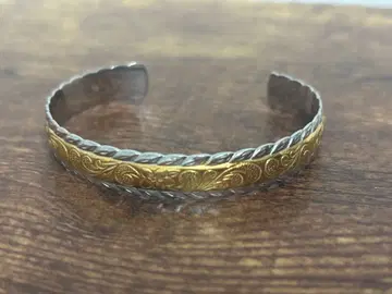 하와이안 주얼리 뱅글