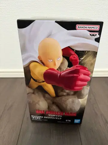 원펀맨 사이타마 피규어