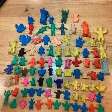 가격 인하! 울트라맨 괴수 피규어 지우개 [ 묶음 판매 ]