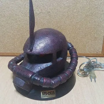 기동전사 건담 샤아 자쿠 헤드 모델