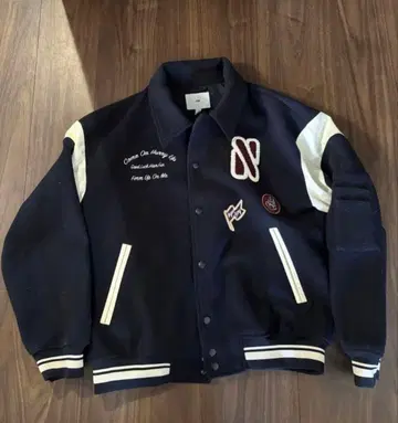 H&M 네이비 바시티 자켓 M 사이즈