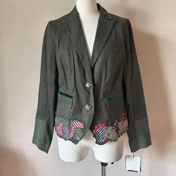 미사용 오레보레브라 그린 비즈 자수 테일러드 자켓 M 아플리케