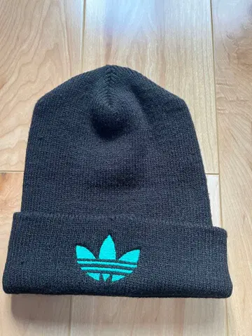 아디다스 블랙 니트 모자 터콰이즈 로고 90년대 90S