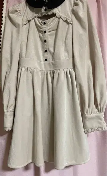 bubbles 오픈넥 벨벳 원피스