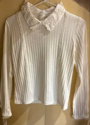 LIZ LISA 블라우스