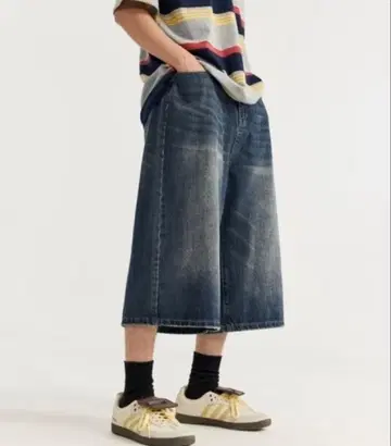 다크 블루 와이드 데님 숏팬츠