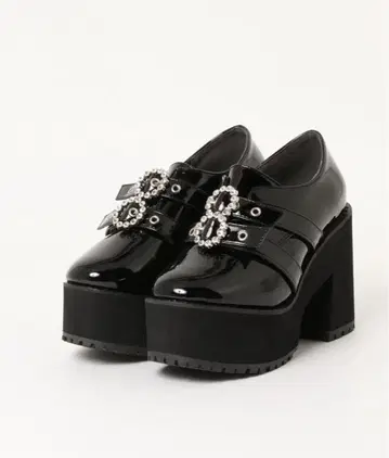 블랙 에나멜 통굽 로퍼