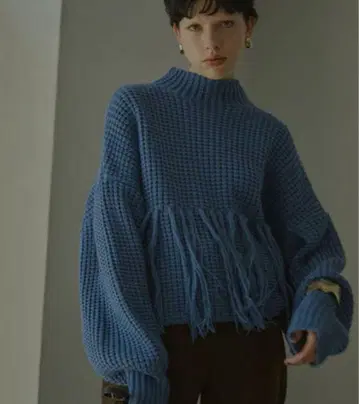 AMERI FRINGE HALFWAY KNIT