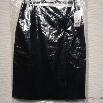 새상품 유니클로 네이비 스커트 2장 세트 L 사이즈