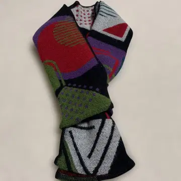 기하학 패턴의 멋진 머플러 (프랑스제)