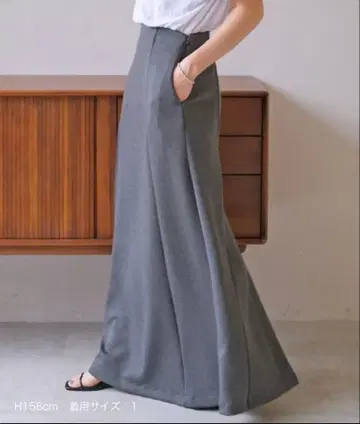 akte 그레이 타이트 롱 스커트