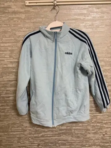 레어 컬러 스카이블루 adidas 아디다스 트랙탑 고마츠 나나 아이묭