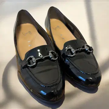 [ 미사용급 ] ing 로퍼 비트 달린 힐 로퍼 블랙 23.0 EE