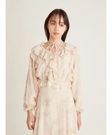 플로키 크롭 블라우스 snidel