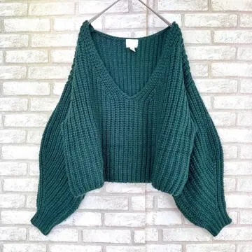 H&M 에이치앤엠 케이블 니트 스웨터 크롭 V넥 그린 L