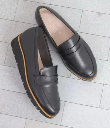 아르테미스 바이 다이애나 통굽 코인 로퍼 artemis by DIANA