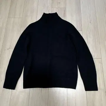 MHL. 울 하이넥 니트 블랙 스코틀랜드제 2