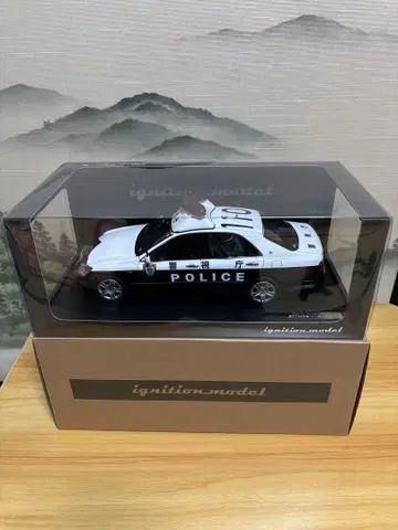 이그니션 1/18 경시청 순찰차