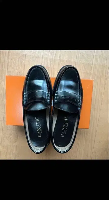 HARUTA 블랙 천연 가죽 코인 로퍼 9064