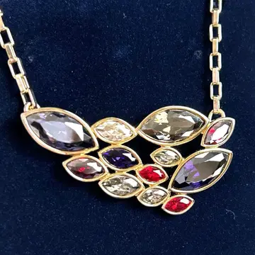 SWAROVSKI 스와로브스키 목걸이 마키스컷 컬러풀