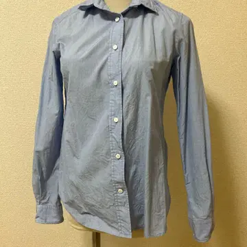 라이트 블루 버튼 셔츠