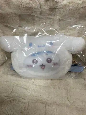 산리오 치이카와 (먼작귀) 콜라보 하치와레 미니백