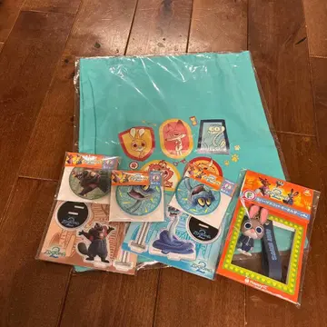 주토피아2 해피 복권 토트백 러버 마스코트 거울 세트 새상품