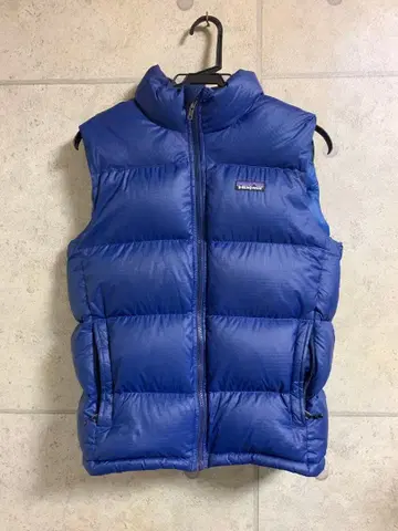 파타고니아 다운 베스트 파랑 S 사이즈