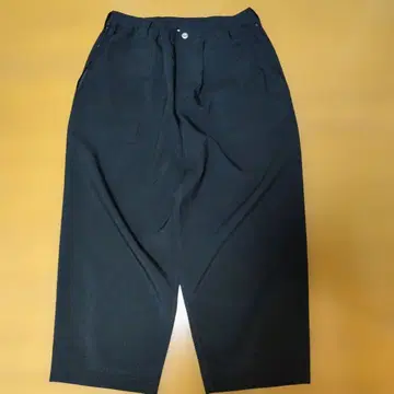 tightbooth 타이트 부스 배기 슬랙스