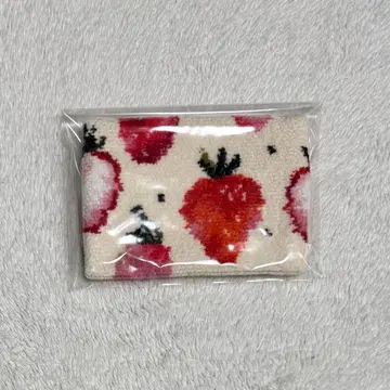 러브러리 바이 페이 스트로베리 도트 티슈 파우치 아이보리