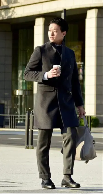 이탈리아 울 캐시미어 혼방 더블 코트