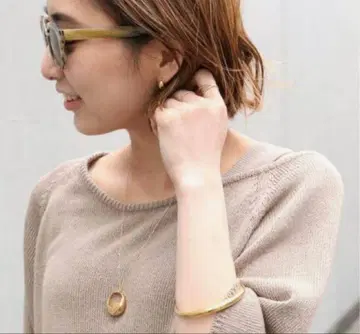 두지엠 클라세 LAVER/러버 GOLD HALF MOON 귀걸이