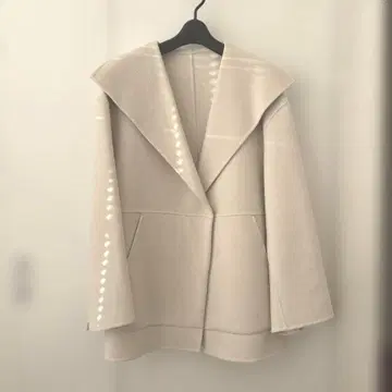 울 숏코트 사이즈 36 울 100% 에크루