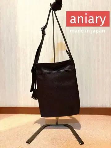aniary 숄더백 다크 브라운