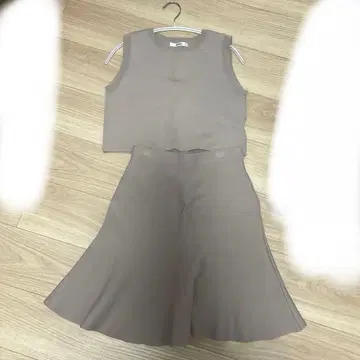 스나이델 snidel 니트 플레어 스커트 상의 셋업