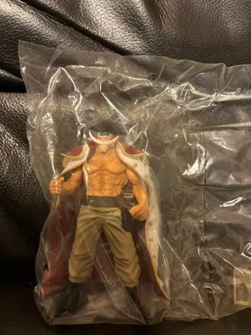 [ ONE PIECE ] 초조형괴 흰 수염 피규어