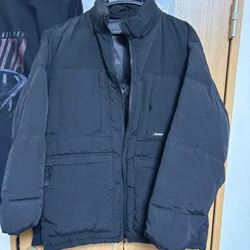 XLARGE 블랙 다운 자켓