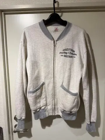 플랫 헤드 맨투맨 L