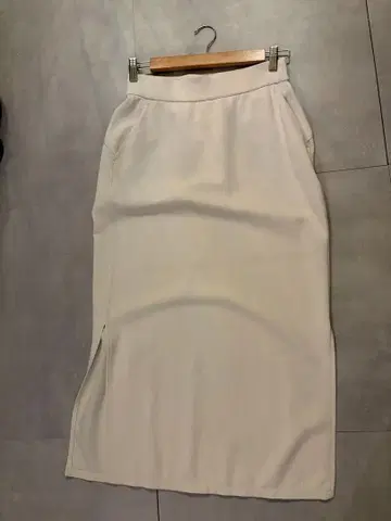 룰루레몬 타이트 스커트 S 아이보리