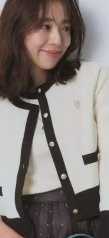 JUSGLITTY 2024SS 자수 배색 앙상블