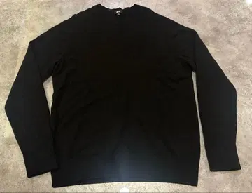 유니클로 캐시미어 100% 크루넥 스웨터 블랙 긴팔