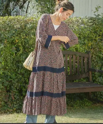 미사용 새상품 BAYFLOW 7부 소매 빈티지 플라워 원피스