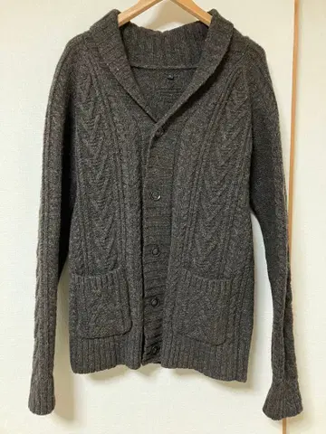 무인양품 다크 브라운 케이블 니트 가디건 L 사이즈 울 100%