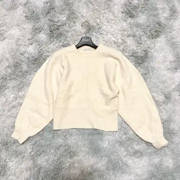 이우엔마토후 프리 니트 스웨터 무지 화이트 출퇴근 캐시미어 혼방 울