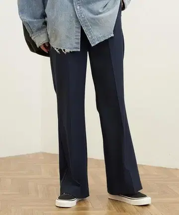 [ 새상품 종이 택 포함 ] FRAMeWORK 속기모 플레어 팬츠